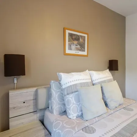 A Rouen, 40 M², Balcon Et Vue Sur La Ville. Apartmán *