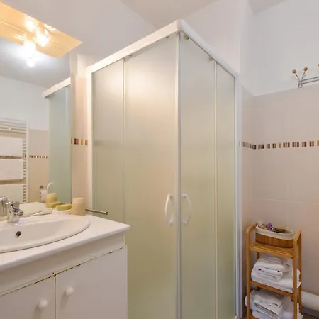 A Rouen, 40 M², Balcon Et Vue Sur La Ville. Apartamento