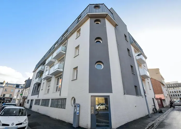 A Rouen, 40 M², Balcon Et Vue Sur La Ville. * Rouen