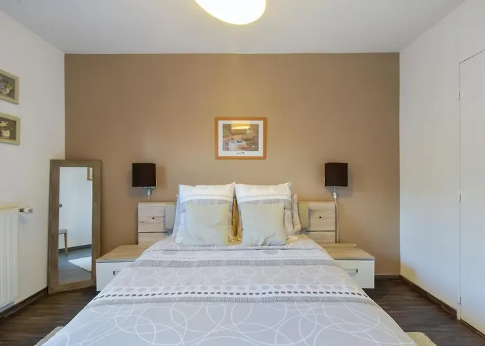 A Rouen, 40 M², Balcon Et Vue Sur La Ville. Rouen